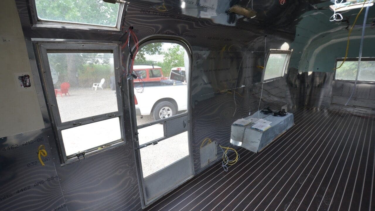 1969 Airstream Overlander — photo 3