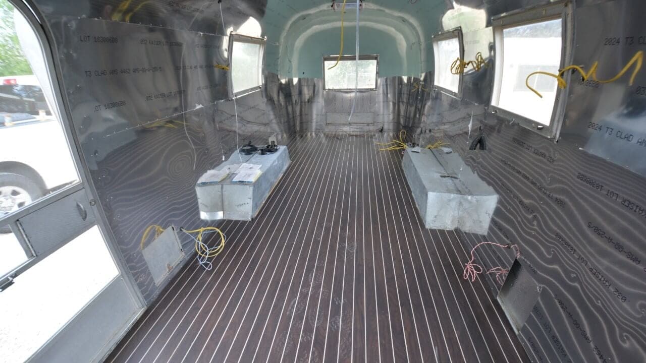 1969 Airstream Overlander — photo 2