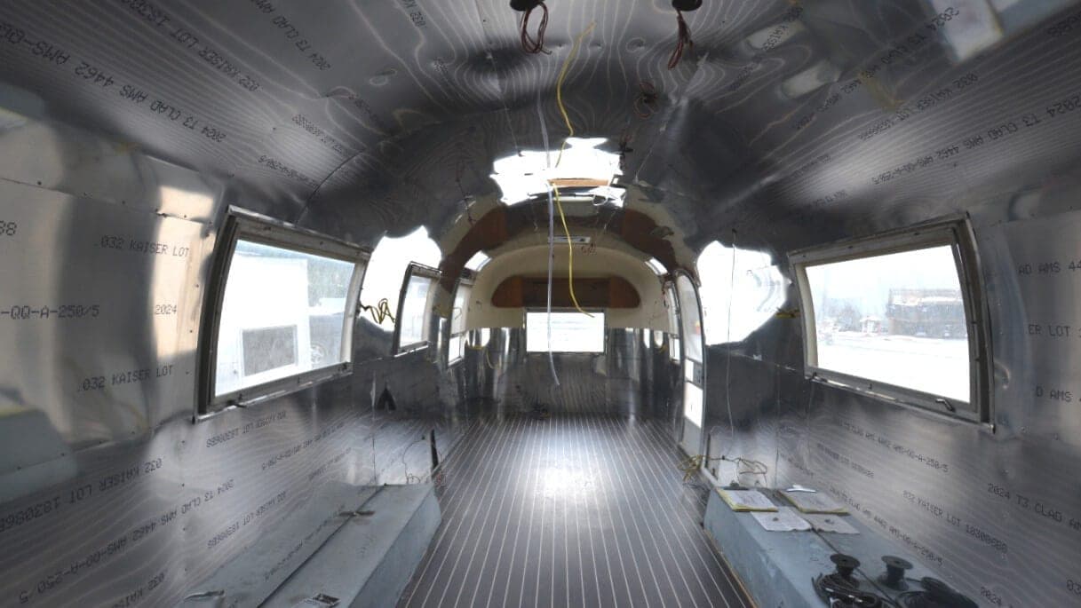 1969 Airstream Overlander — photo 1