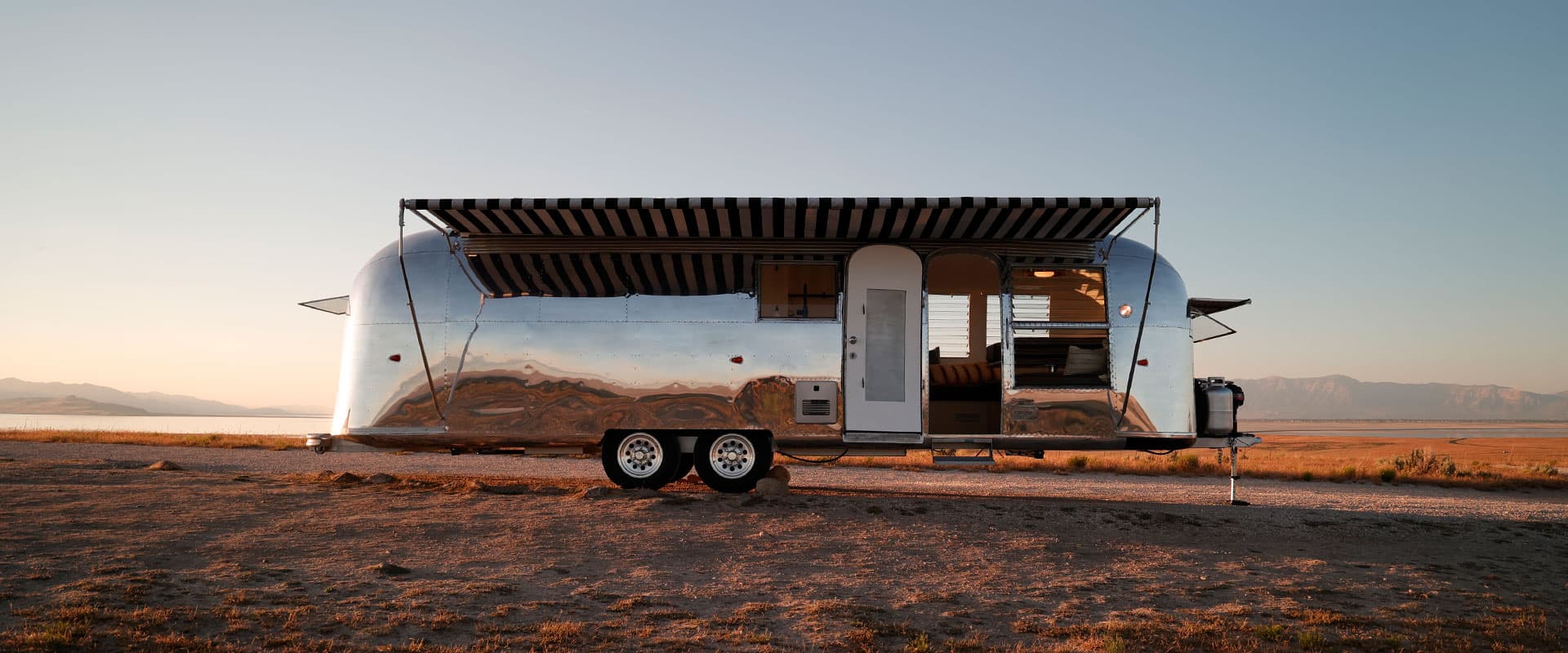 1964 Airstream Land Yacht