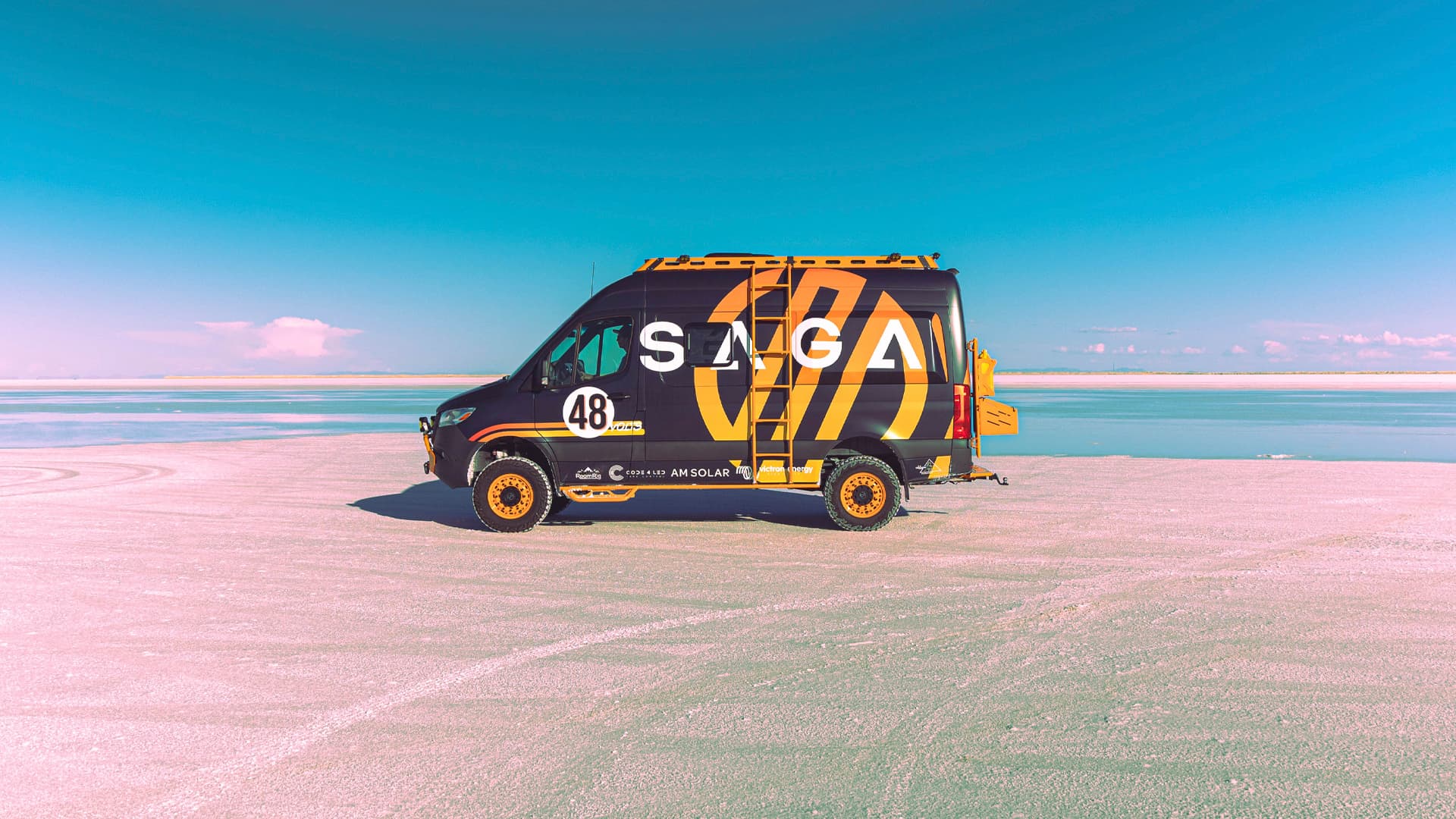 SAGA Van Bonneville Salt Flats
